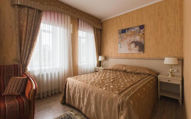 Na Verkhney Beregovoy Guest house