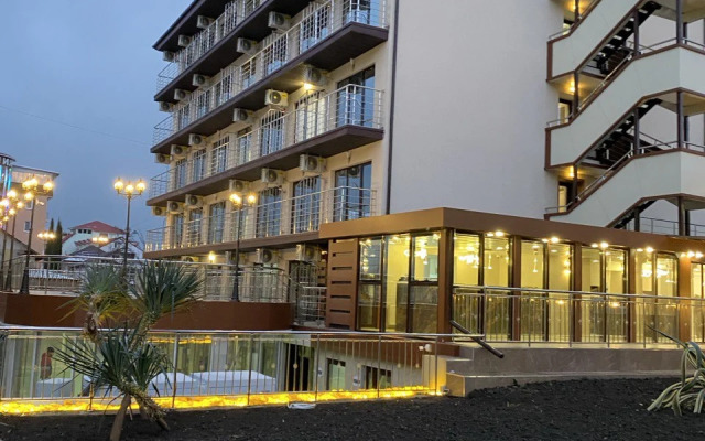 V 5 Minutakh Ot Morya Apartments