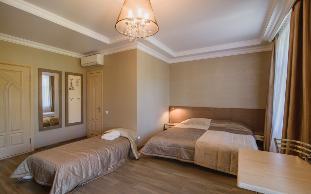Kashtanovyij Osobnyak Mini-Hotel