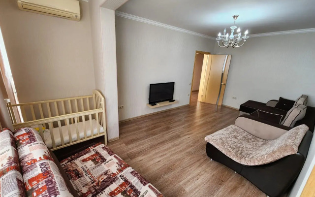 U Samogo Morya Apartments
