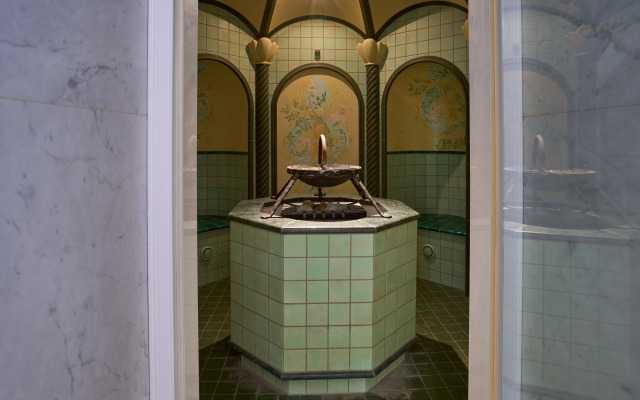 Отель Malakhovka Palace