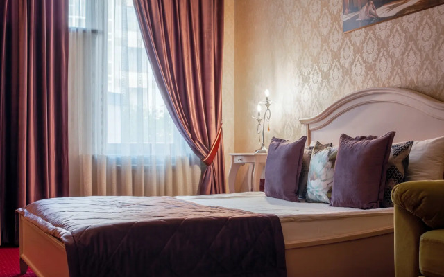 Poliart Park Hotel