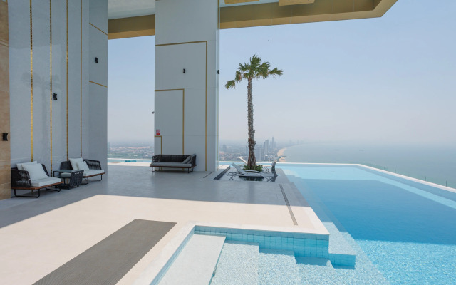 Copacabana Beach Jomtien 4498 Apartments