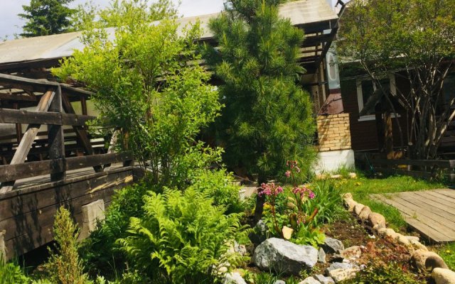 Ryizhaya Sova Guest House