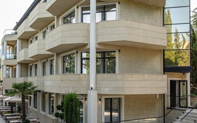 Ore More Boutique Hotel