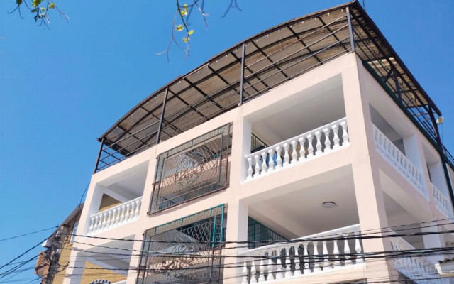 Marina Guest House