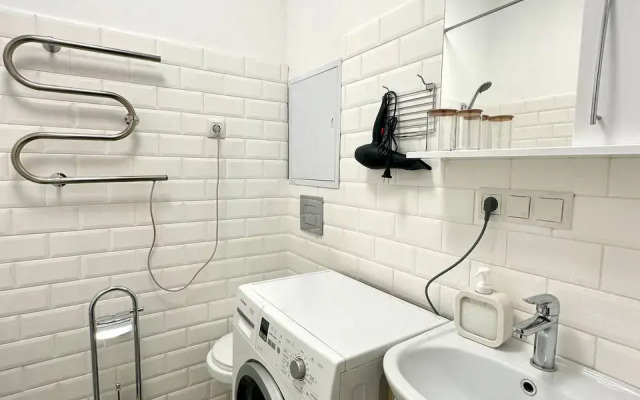 U Kanala Moskvy Reki Flat