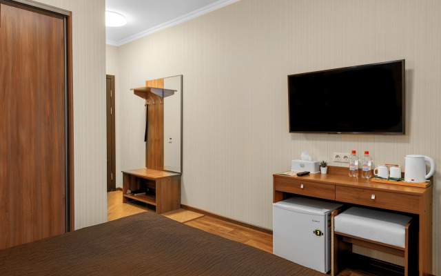 Aerootel Hotel