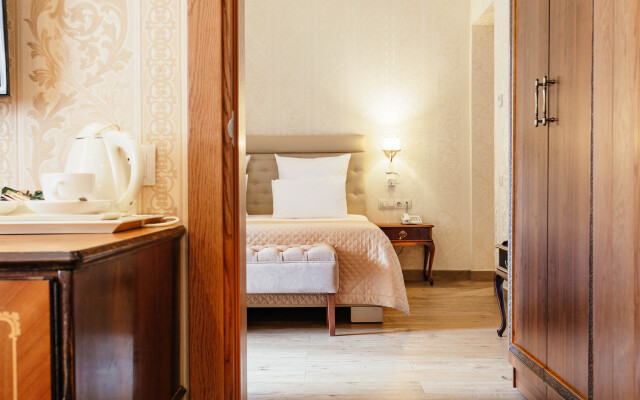 Amra Park Hotel & Spa