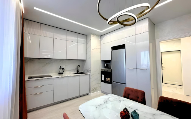 Sunrise City 7 Blok Apartments