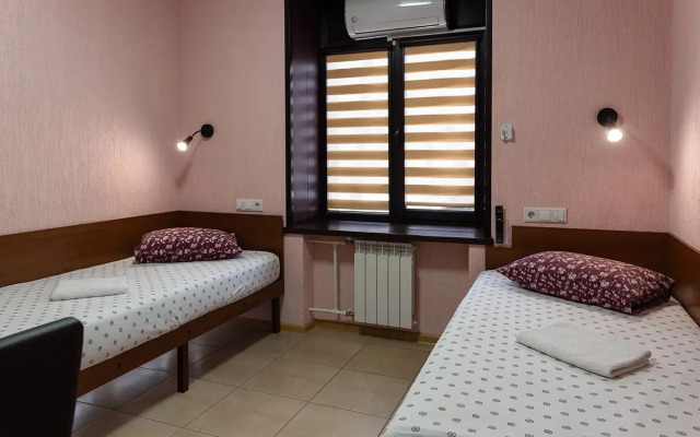 Komfort Chernikovka Mini hotel