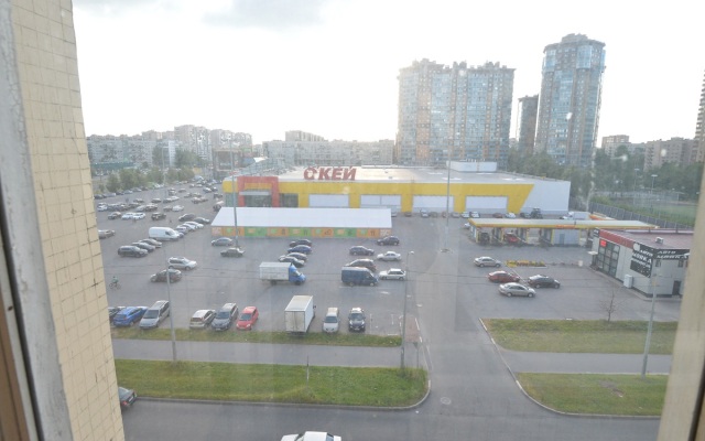 Kvartira U Metro Grazhdanskiy Prospekt Apartments