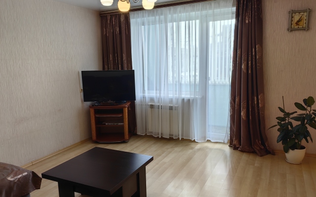 Yevrodvushka u ozera 54m2 s lodzhiey 6m Flat