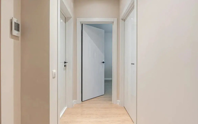 Ryadom S Gorkinsko-Ometyevskim Parkom Flat