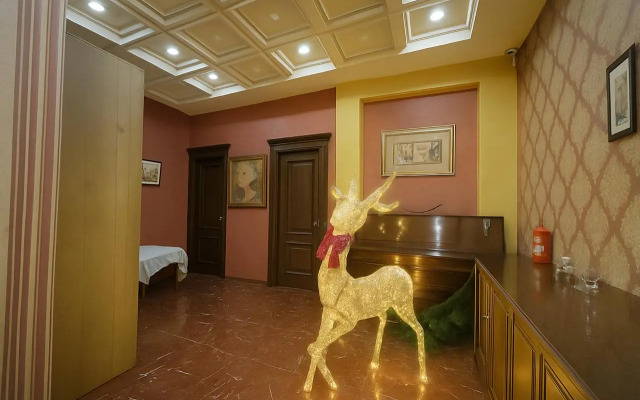 Отель Royal Renaissance