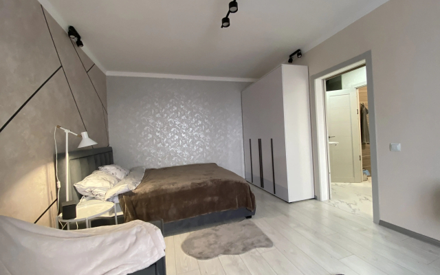 Квартира уютная новая возле Южного вокзала