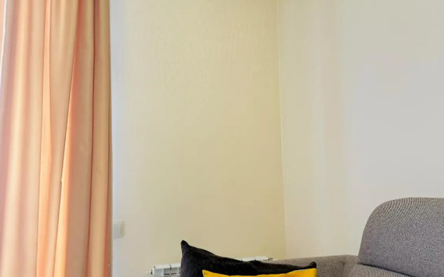 Flat s Balconom v Kurortnoi Zone