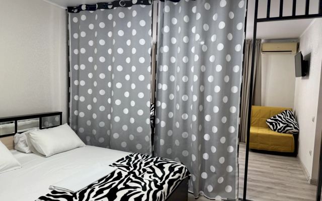 Гостевой дом 144 Тельмана 60