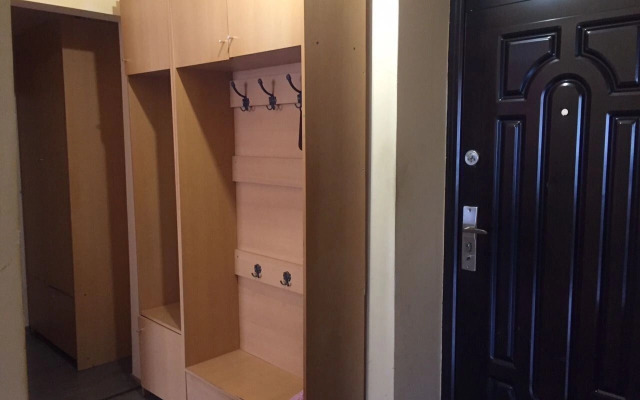 Na Ulitse Sofyi Perovskoy 15/2 Flat