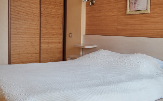 Апартаменты River apartment