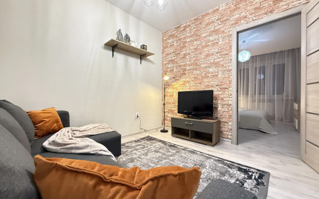 Квартира КакДома Евро Березовый 7-48