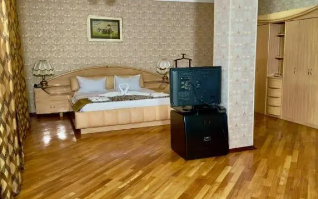 Nur-2 Hotel