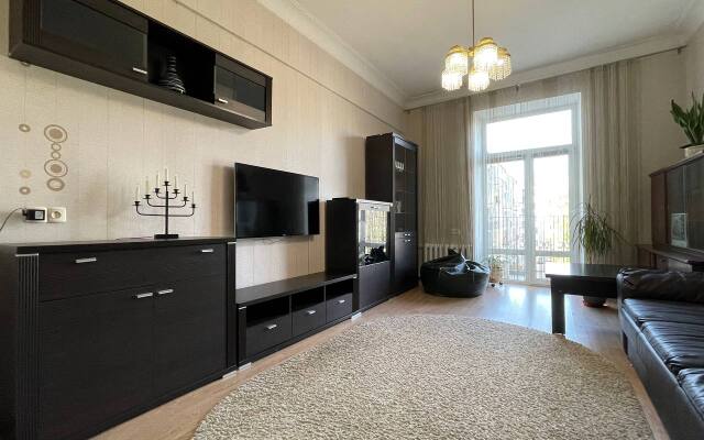 Home Apart Nezavisimosti 22 Apartaments