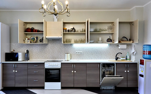 Квартира трехкомнатная рядом с парком Галицкого