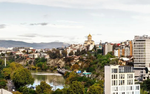 Ibis Tbilisi City Hotel - Brand New