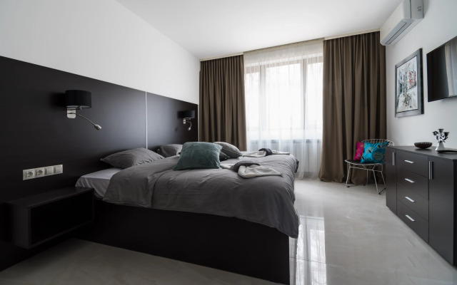 East Residence Airport Apartment