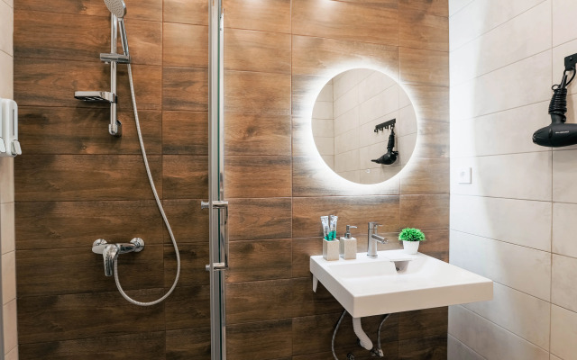 Апартаменты Луна рядом с Политехом на 2 гостя