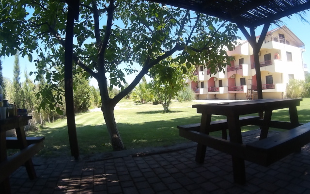 Aenaon Studios Apartments