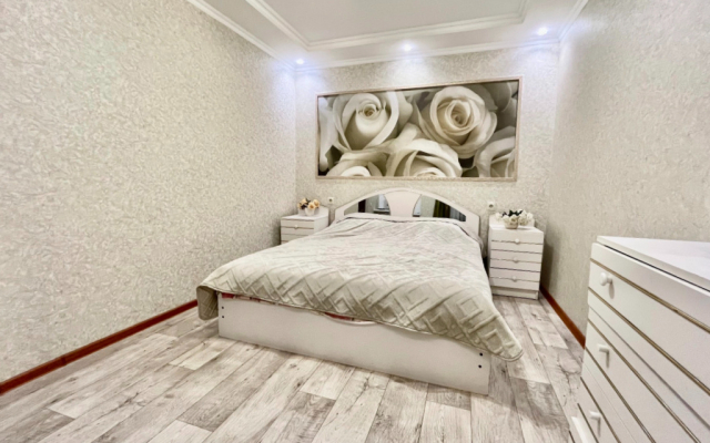 Квартира на Саперном Переулке 8