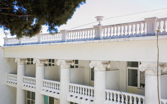 Отель Ампир