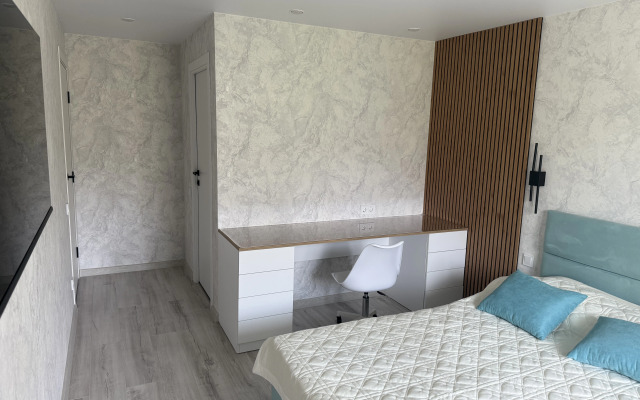 2-h Komnatnaya Ryadom s Centrom Flat