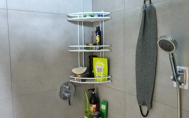 Trekhkomnatnaya S Vidom Na Siti Flat
