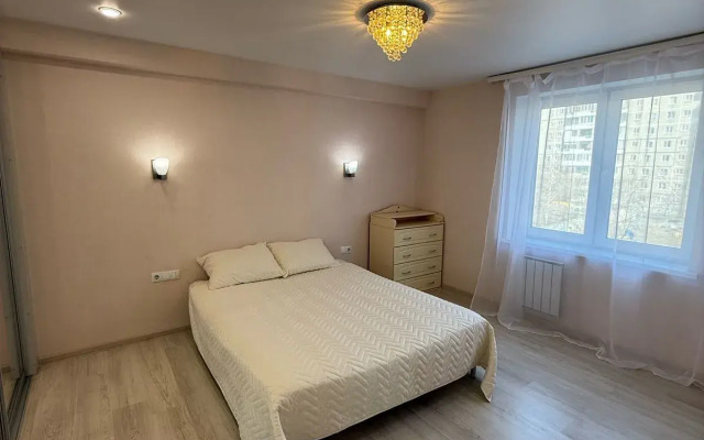 Na Frezerovschikov 35 Flat