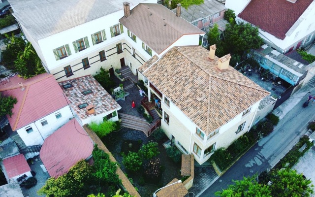 Rahil Guest House