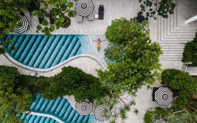 Курортный отель The Royal Paradise Hotel & Spa