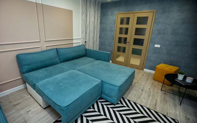 Na Kurchatova 24 - 2 Komnatyi Apartments
