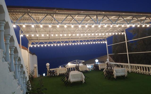 Отель Солнечный берег