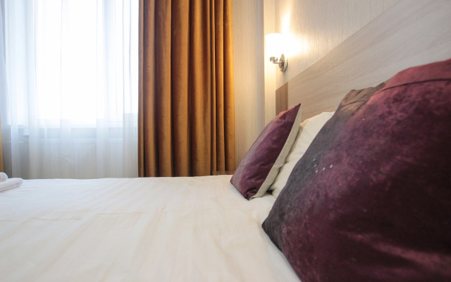Luna Pulkovo Hotel