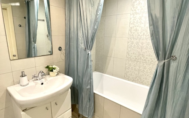 Апартаменты КВАРТ отель на Фирсова