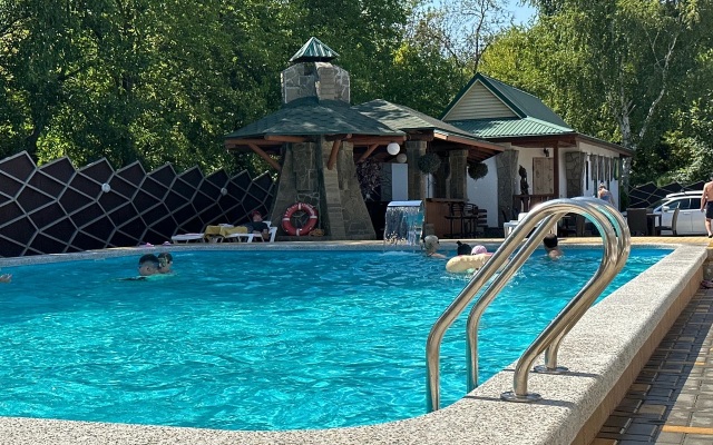 Okhotnichiy Club