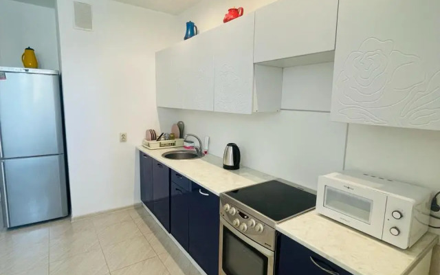 Na Vrubelya 15 Flat