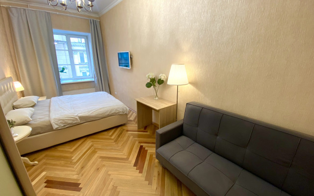 Апартаменты Семейные с видом на Невский проспект