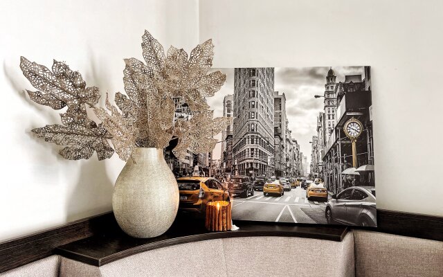 Апартаменты CrystalRentals на 50 лет Октября 4