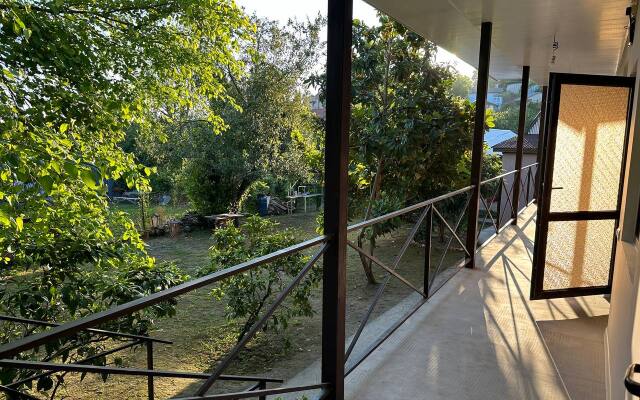Novy Afon Guest house