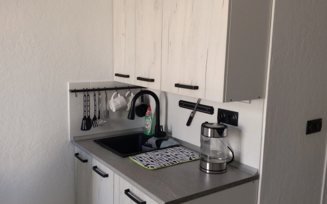 Квартира Уютная Студия в Атмосферном Доходном Доме 19 Века