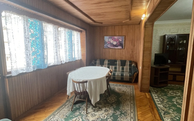 Kvartira v Tsentre Gagra, 3 Min do Morya Apartments